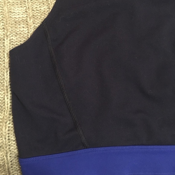 Under Armour Bra Top - Picture 4 of 6